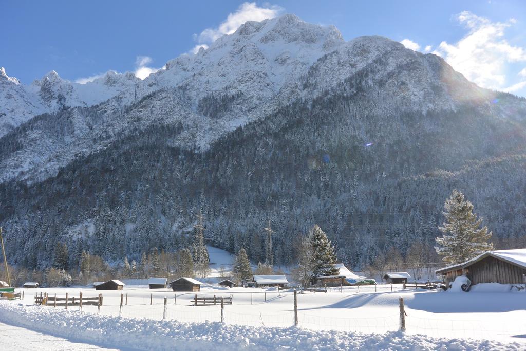 Gaestehaus Doering Mittenwald Exterior photo